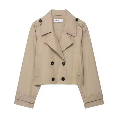 Beige buttoned cropped trench