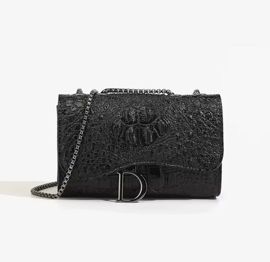 Scaled shoulder bag - black